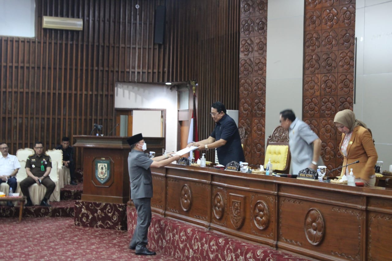 DPRD Gelar Paripurna Nota Penjelasan Gubernur terhadap Raperda RTRW
