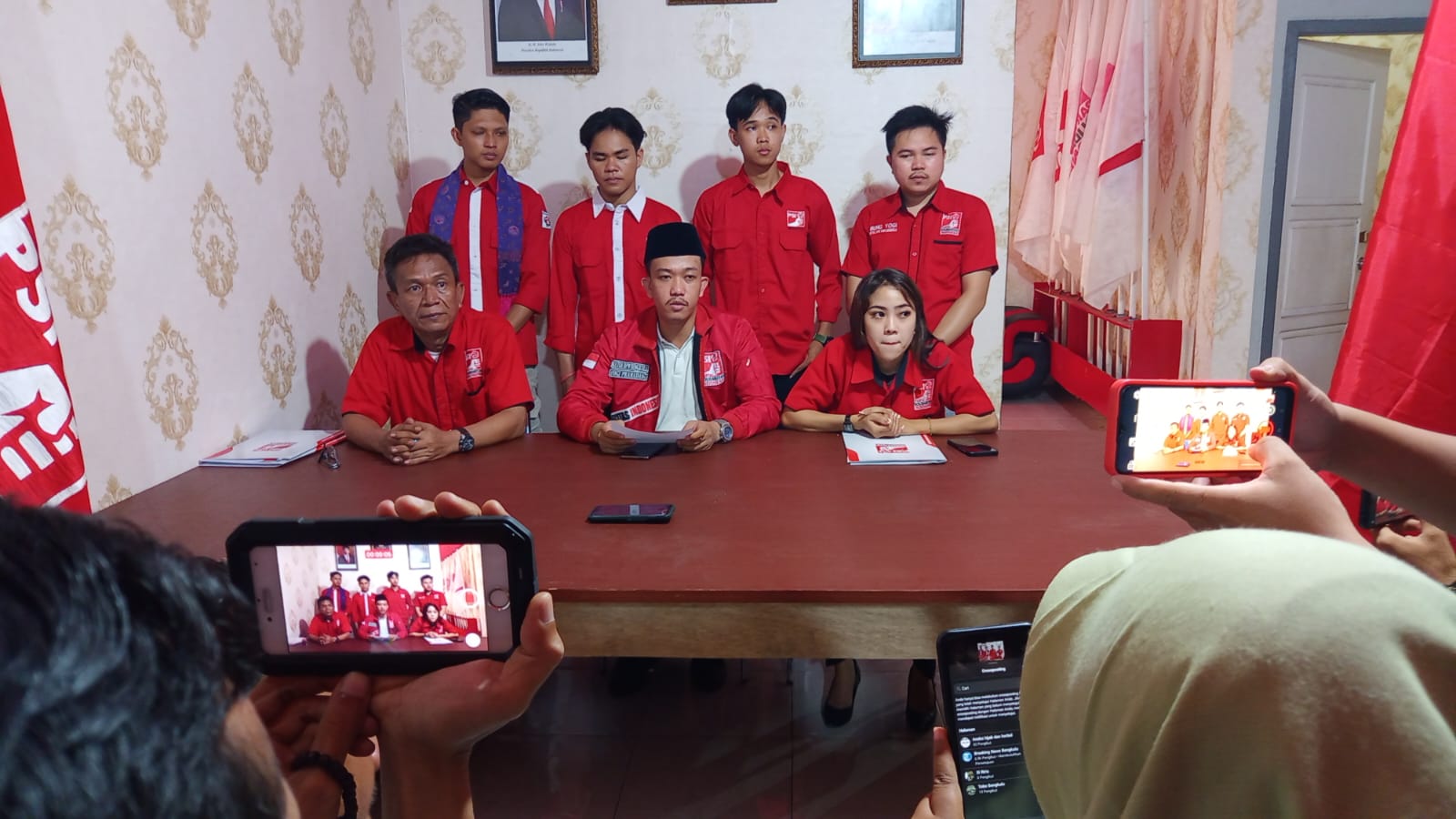 Yogi Pramadani menyatakan mundur dari keanggotan partai PSI setelah dipecat dari posisinya sebagai Ketua DPW. Foto, AF/BN