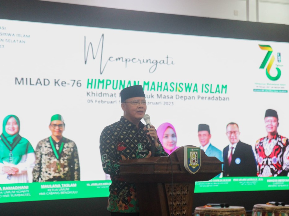 Pembangunan Karakter Kader HMI Berlandaskan Agama Islam Secara Universal