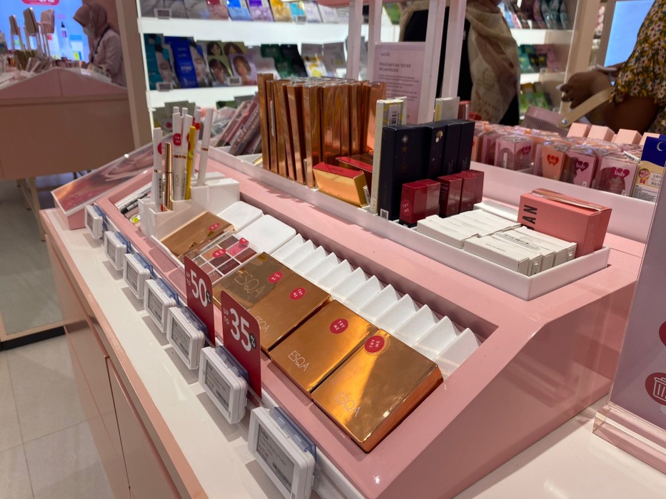 Empat Hal yang Harus Diperhatikan Sebelum Membeli Skincare