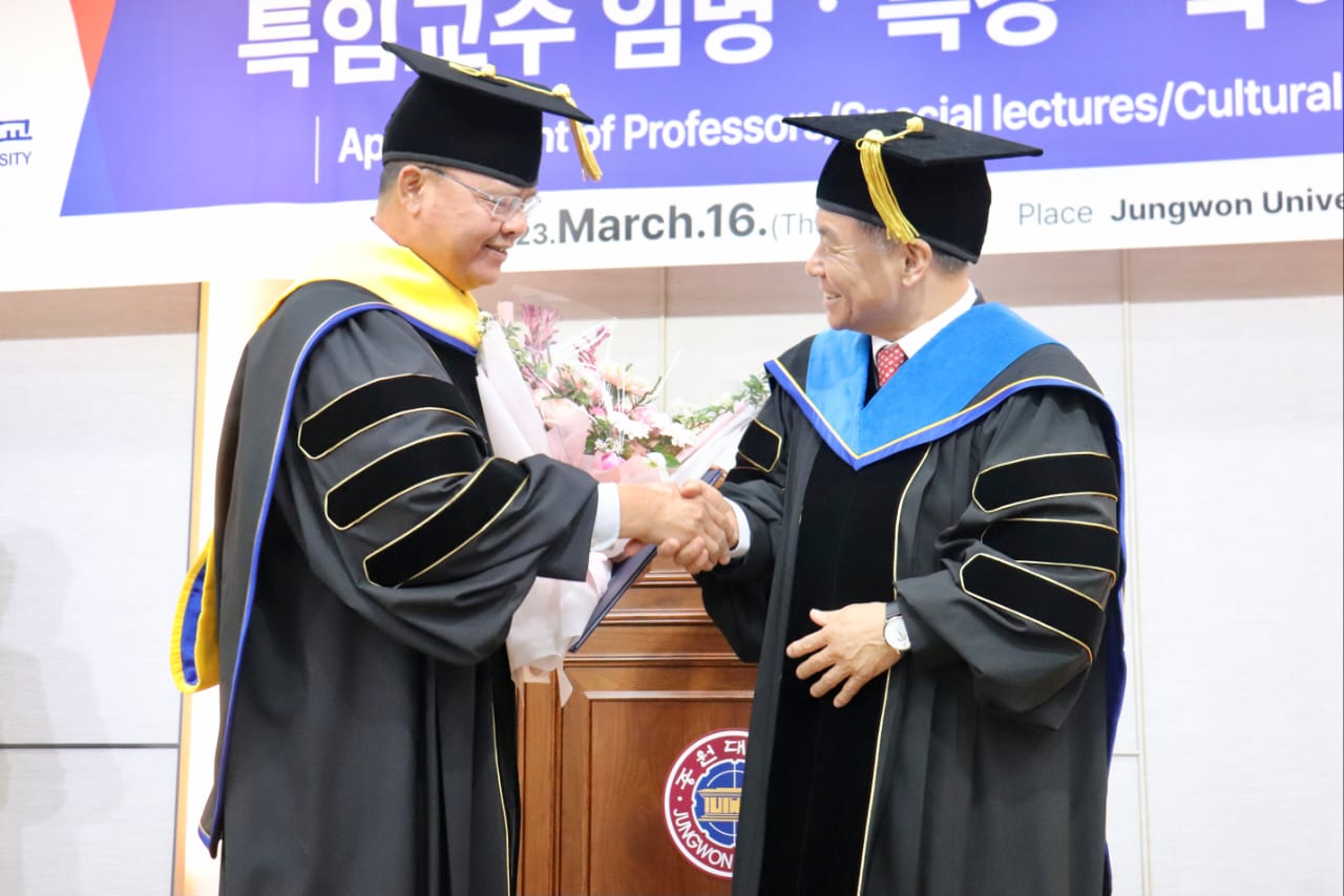 Gubernur Bengkulu Rohidin Mersyah Terima Gelar Profesor dari Pemerintah Korea Selatan