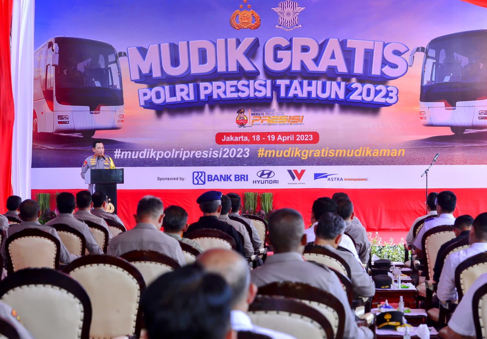 Kapolri Lepas 434 Bus Mudik Gratis Polri Presisi