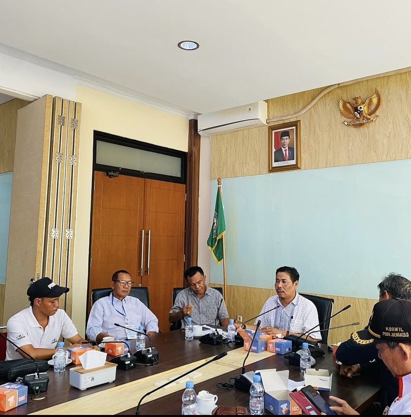 Audiensi DPRD Provinsi Bengkulu Bersama Perwakilan Masyarakat Kaur dan Bengkulu Selatan