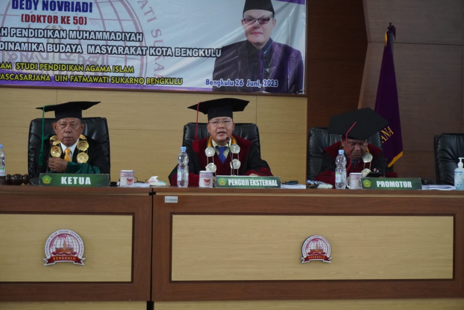 Gubernur saat menjadi penguji eksternal. Rian-Faisal/MC