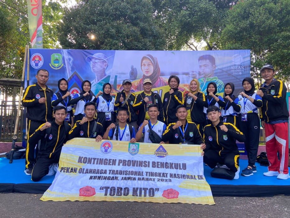 Provinsi Bengkulu Raih Juara Dua dalam Lomba Tradisional Terompah