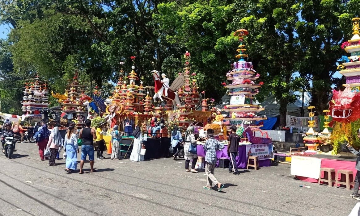 Omzet Pedagang Tabut Bengkulu Naik Berkali Lipat