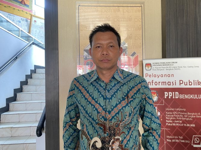 -  Komisioner Komisi Pemilihan Umum (KPU) Provinsi Bengkulu, Sarjan Efendi 