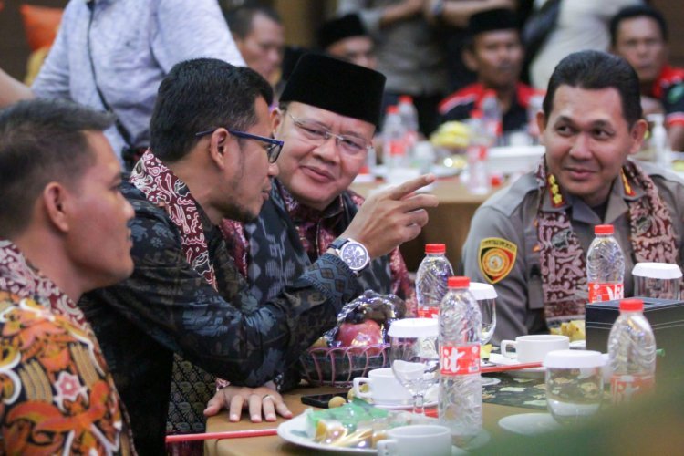 Gubernur Sebut Orang Minang Penggerak Ekonomi Daerah