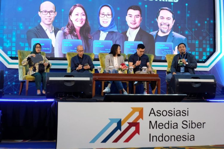 Teknologi AI Memudahkan Membuat Website