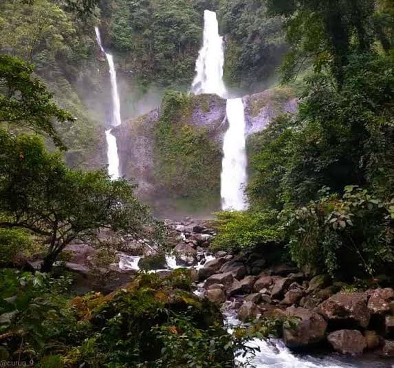 wisata Air Terjun bengkulu