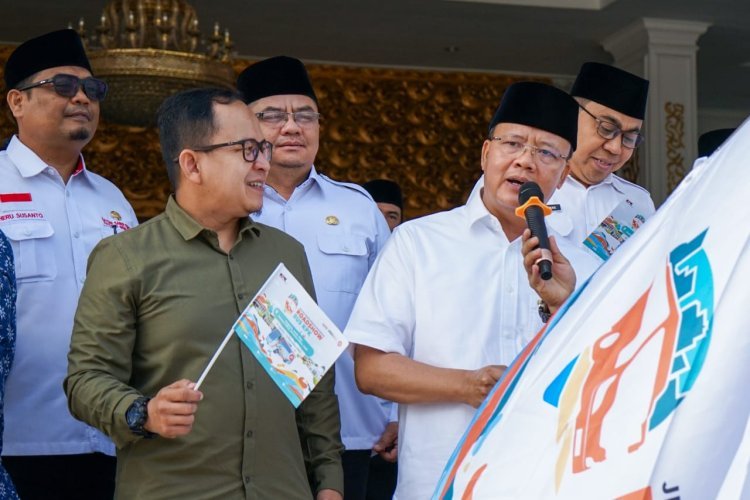 Fredy-Saipul-Deni/MC
