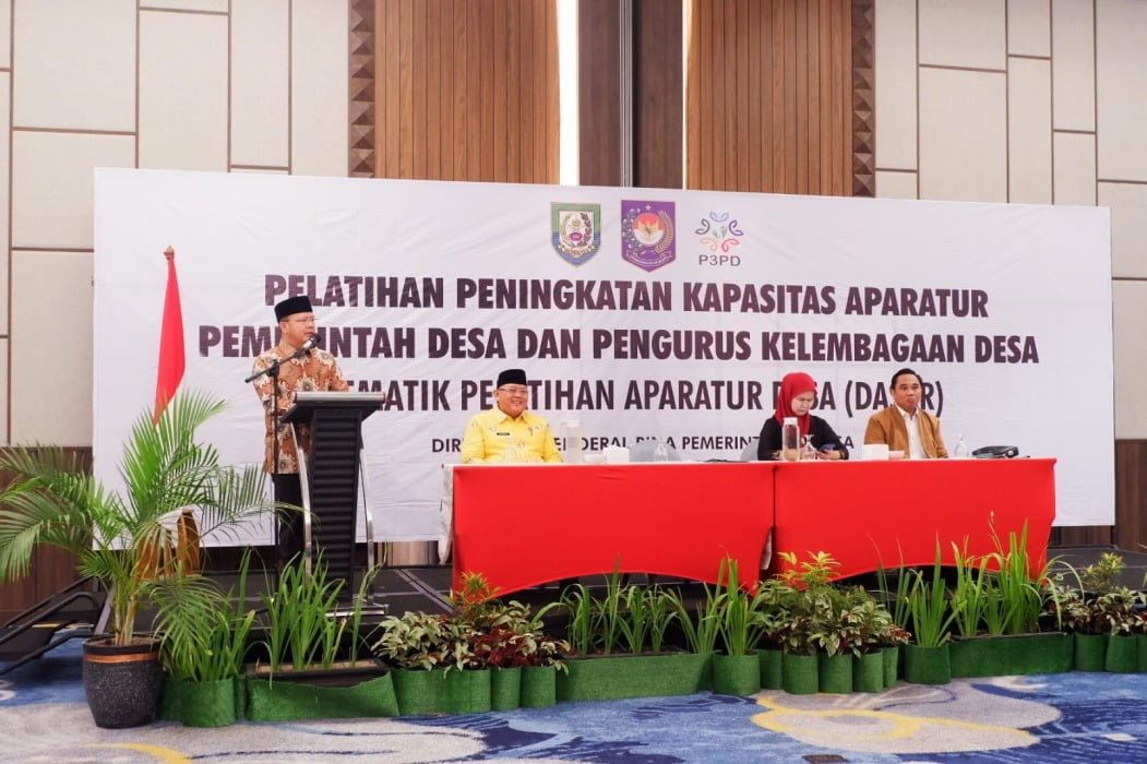 Rohidin Janjikan Beasiswa S1 untuk 100 Perangkat Desa di Bengkulu