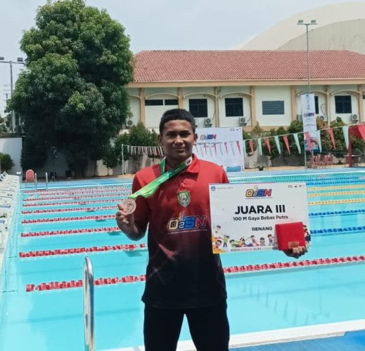 Siswa SMAN 2 Kota Bengkulu Raih Juara Ketiga Olimpiade Renang Tingkat Nasional