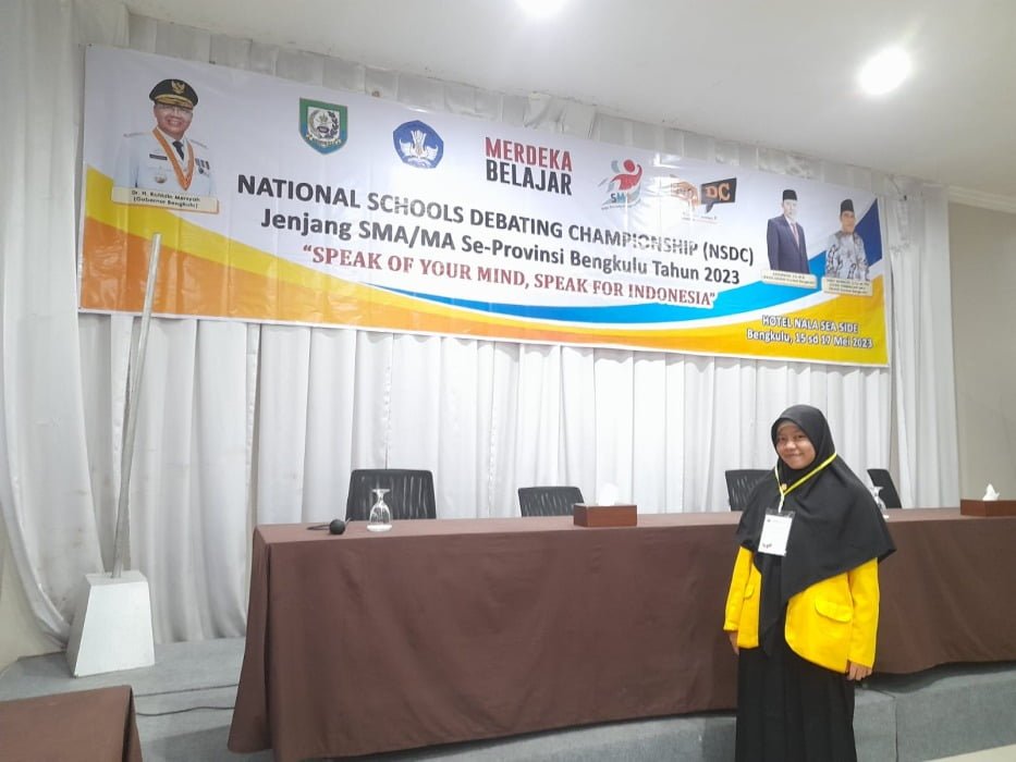 Dari Kecil Sudah Kenal Bahasa Inggris, Cerita Yasmin Juarai NSDC Provinsi Bengkulu