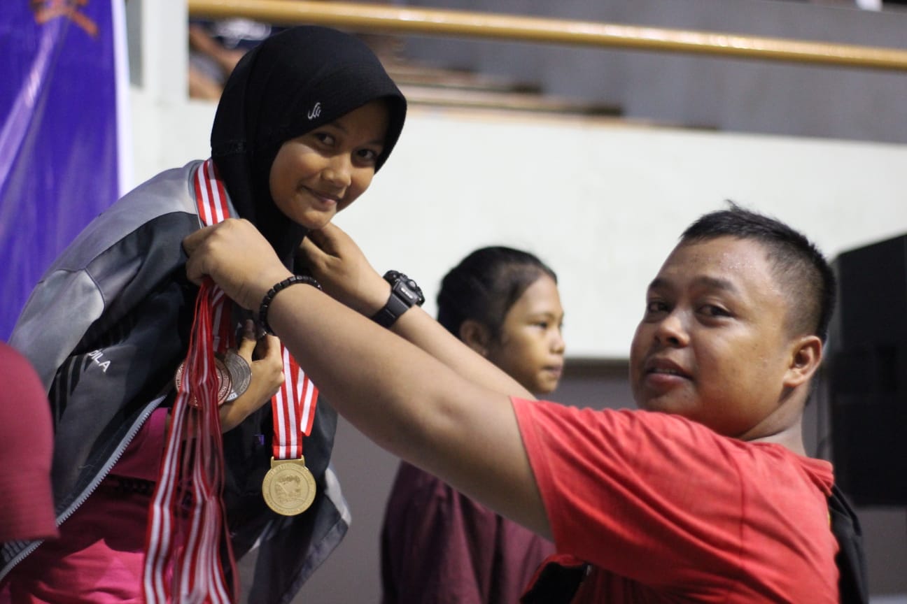 Nadia Ulfa Sari,Juara Karate Putri 02SN Provinsi 2023