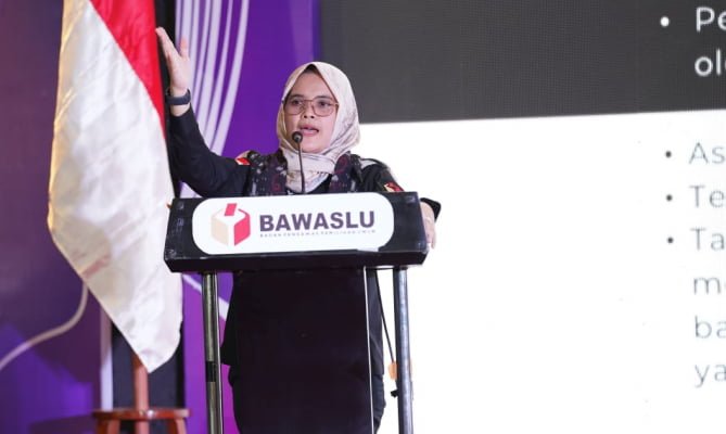 Anggota Bawaslu Lolly Suhenty saat menghadiri Peluncuran Pemetaan Kerawanan Pemilu dan Pemilihan Serentak 2024 Isu Strategis: Netralitas ASN di Manado, Kamis (21/9/2023). Bawaslu