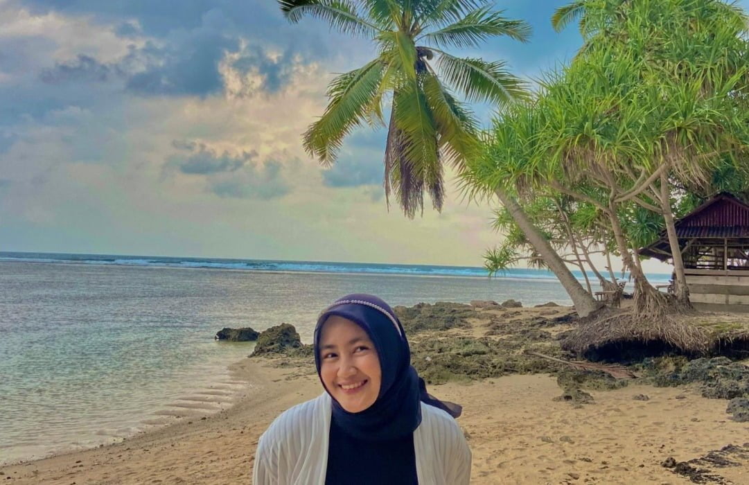 Keindahan Bahari Pantai Cukoh yang Sayang Dilewatkan Wisatawan