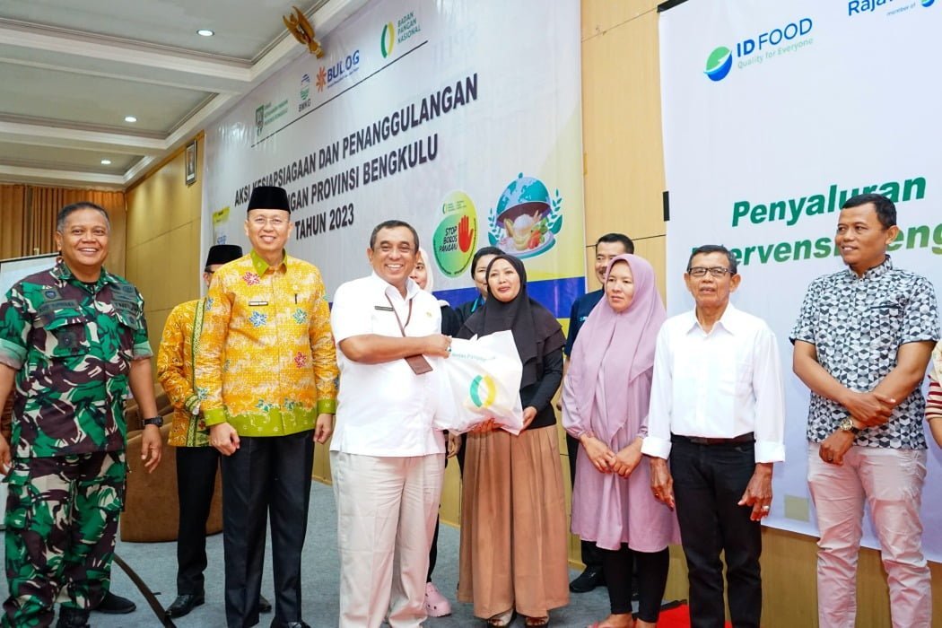 8000 Paket Bantuan Non Beras Dibagikan untuk Warga Bengkulu