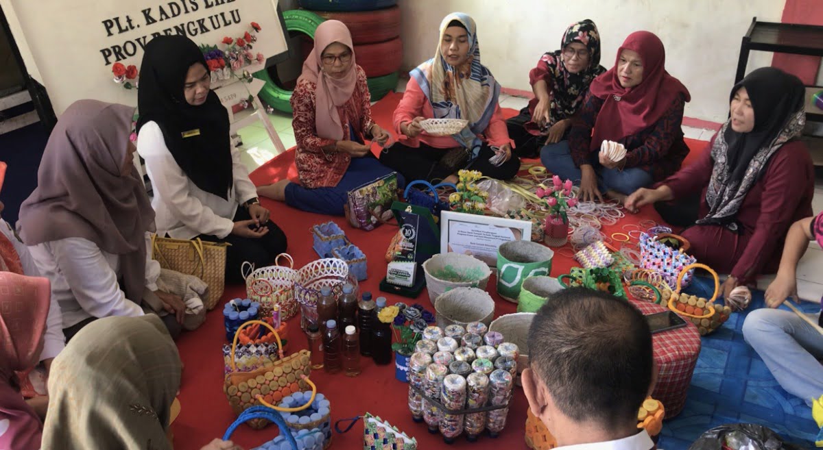 Mau Liat Produk Kreatif dari Olahan Sampah? Cek ke Sini