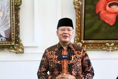 Gubernur Rohidin Imbau Wisatawan Patuhi Zona Peringatan di Objek Wisata