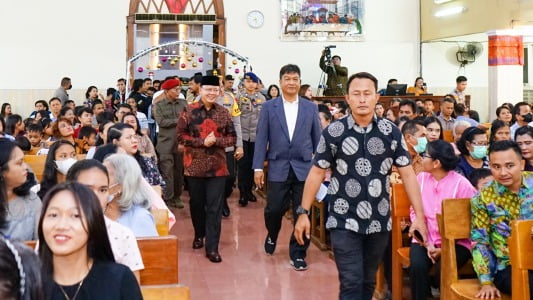 Gubernur Rohidin bersama Forkopimda Tinjau Gereja dan Pos Pengamanan