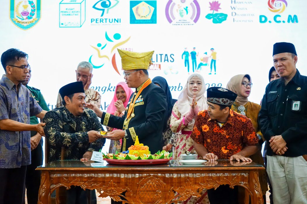 Peringatan Hari Disabilitas Internasional. MC