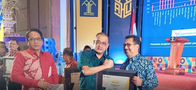 Aktif Mendukung Penerapan Prinsip Mengenali Pengguna Jasa, Kanwil Kemenkumham Bengkulu Raih Penghargaan Terbaik I