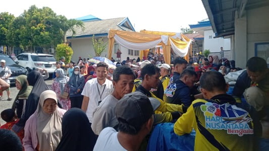Dinas Kelautan dan Perikanan Provinsi Bengkulu Bagi 1500 Kilo Ikan Gratis