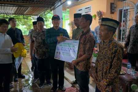 Tiga Warga Rejang Lebong Terima Bantuan Rumah Layak Huni dari Gubernur 