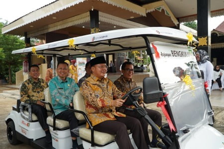Anjungan Daerah Bengkulu di TMII Terima Kendaraan Listrik