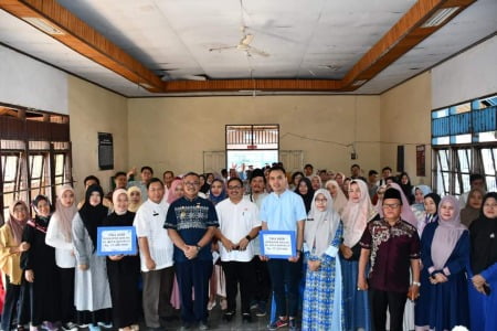 Oprator SIKS-NG Terima Bantuan Tunai, Capai Belasan Juta rupiah