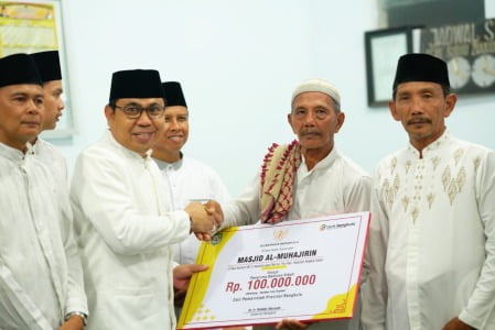 Pemprov Bengkulu Salurkan Bantuan Pembangunan Masjid di Desa Pasar Pino