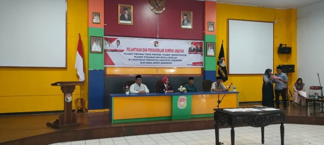 Pelantikan pejabat di Mukomuko
