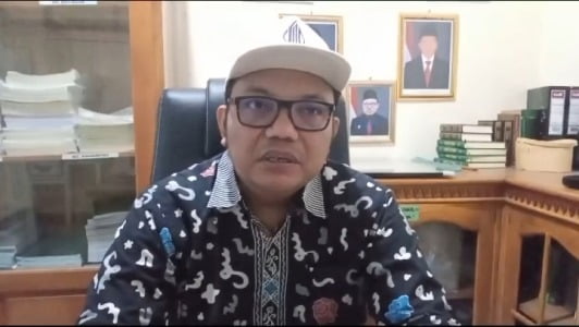 KASI BIMBINGAN MASYARAKAT ISLAM KEMENAG KOTA BENGKULU ROLLY GUNAWAN

FOTO/BN