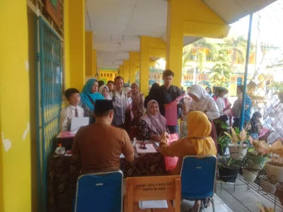 PPDB Hari Pertama Tingkat SMP di Bengkulu Membludak