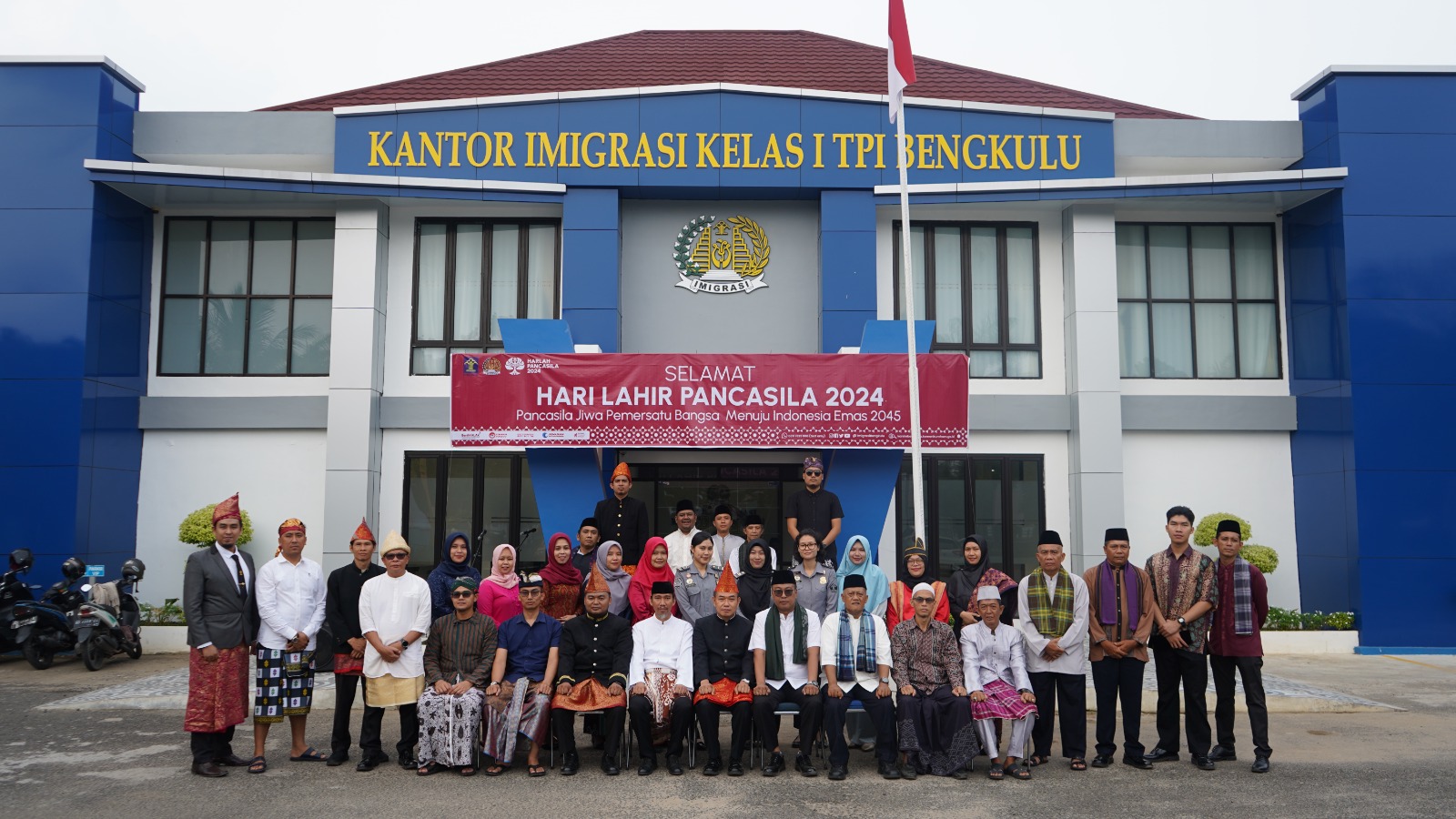 Kantor Imigrasi Kelas I TPI Bengkulu Menggelar Upacara Peringatan Hari Lahir Pancasila