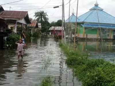 Banjir kiriman Rendam Kelurahan Sawah Lebar