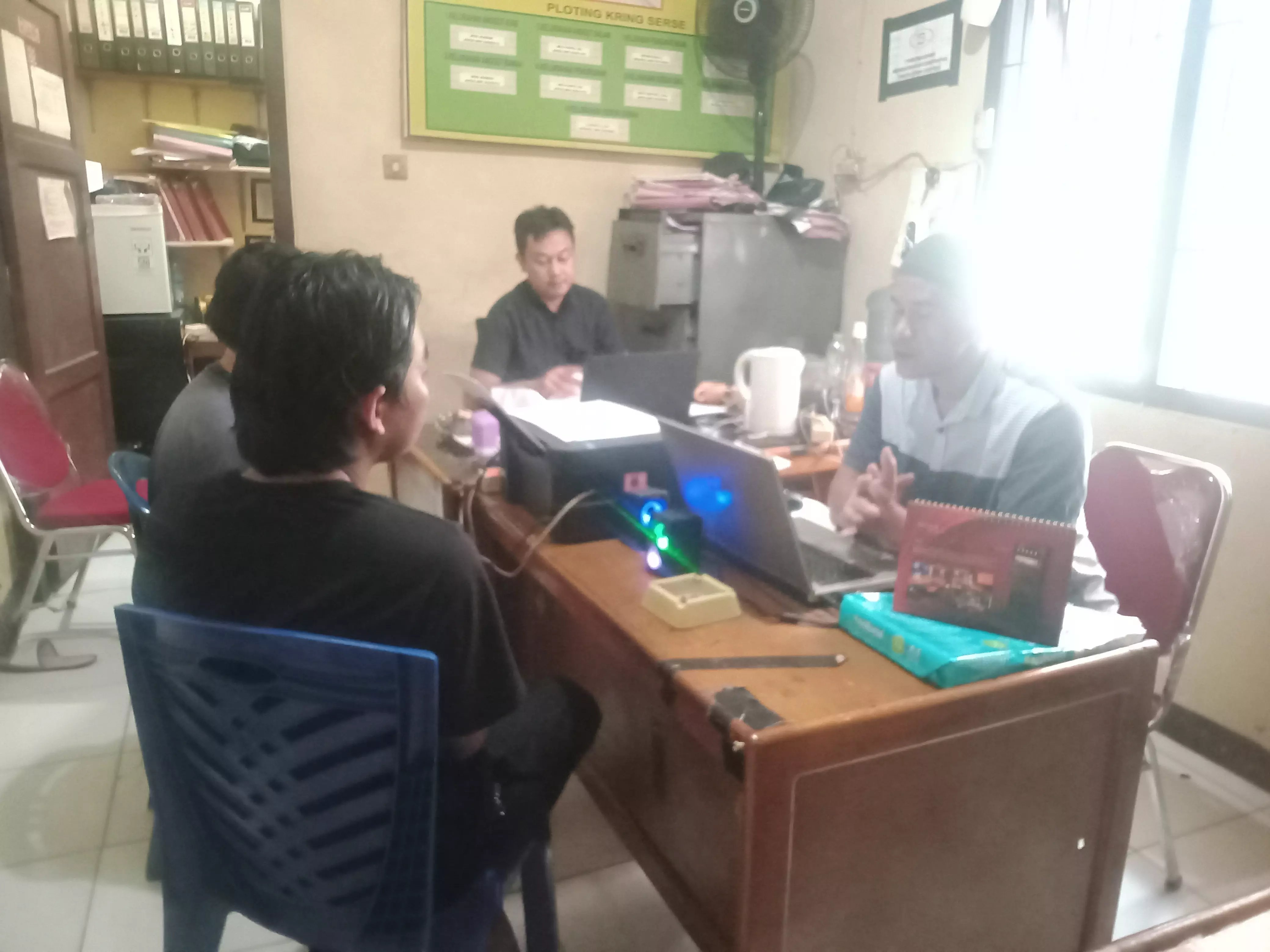 Cemburu Buta, Selingkuhan Istri Siri Dikeroyok Hingga Babak Belur
