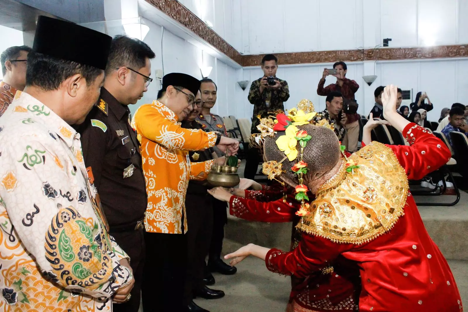 Hari Anak Nasional 2024: Anak-Anak Dituntut Berprestasi dan Tidak Malas