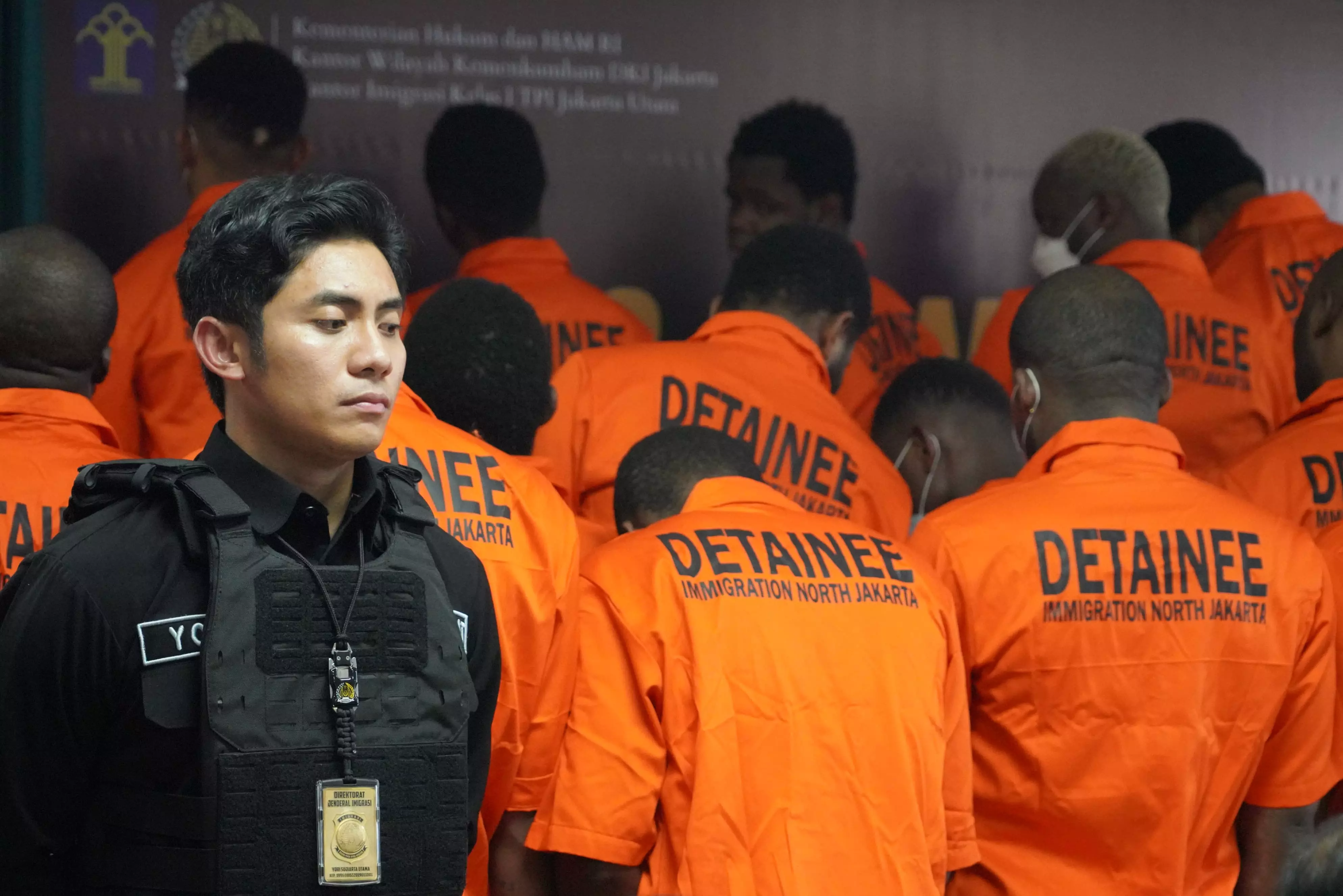 Jumlah Orang Asing yang Dideportasi Naik di Tahun 2024