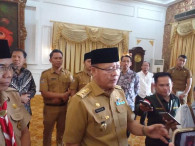 Gubernur Bengkulu: Jangan Sampai Anak Tidak Bisa Sekolah