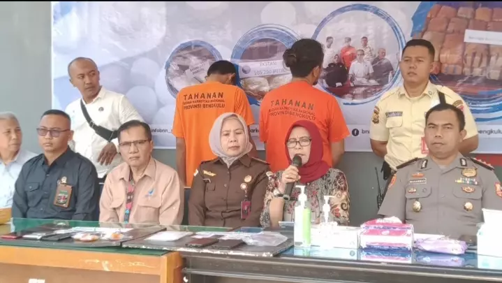 Press rilis pemusnahan sabu-sabu di Kantor BNNP Bengkulu