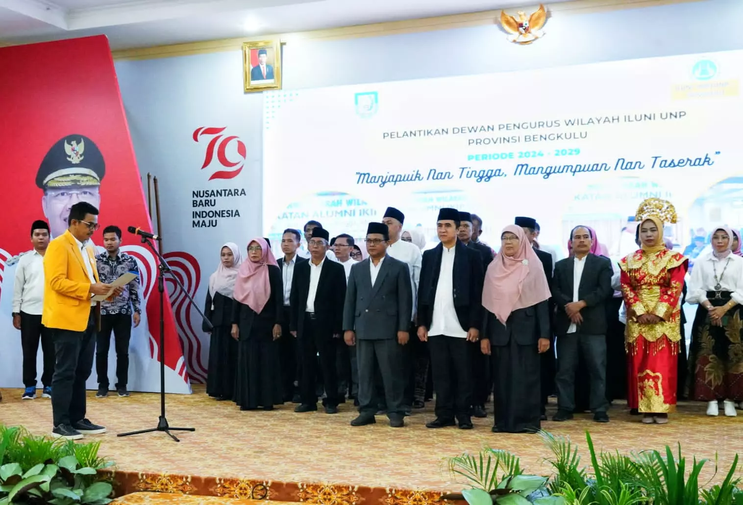 Ikatan Alumni IKIP Universitas Negeri Padang Dilantik di Balai Raya Semarak