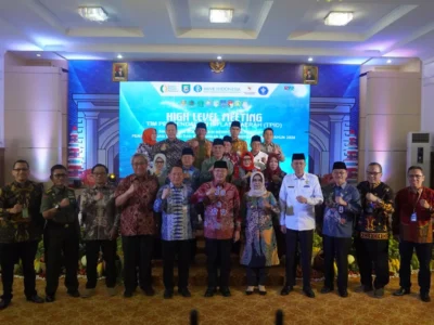 High Level Meeting Tim Pengendalian Inflasi Daerah (TPID) yang berlangsung di Balai Raya Semarak pada Rabu (18/9) pagi.