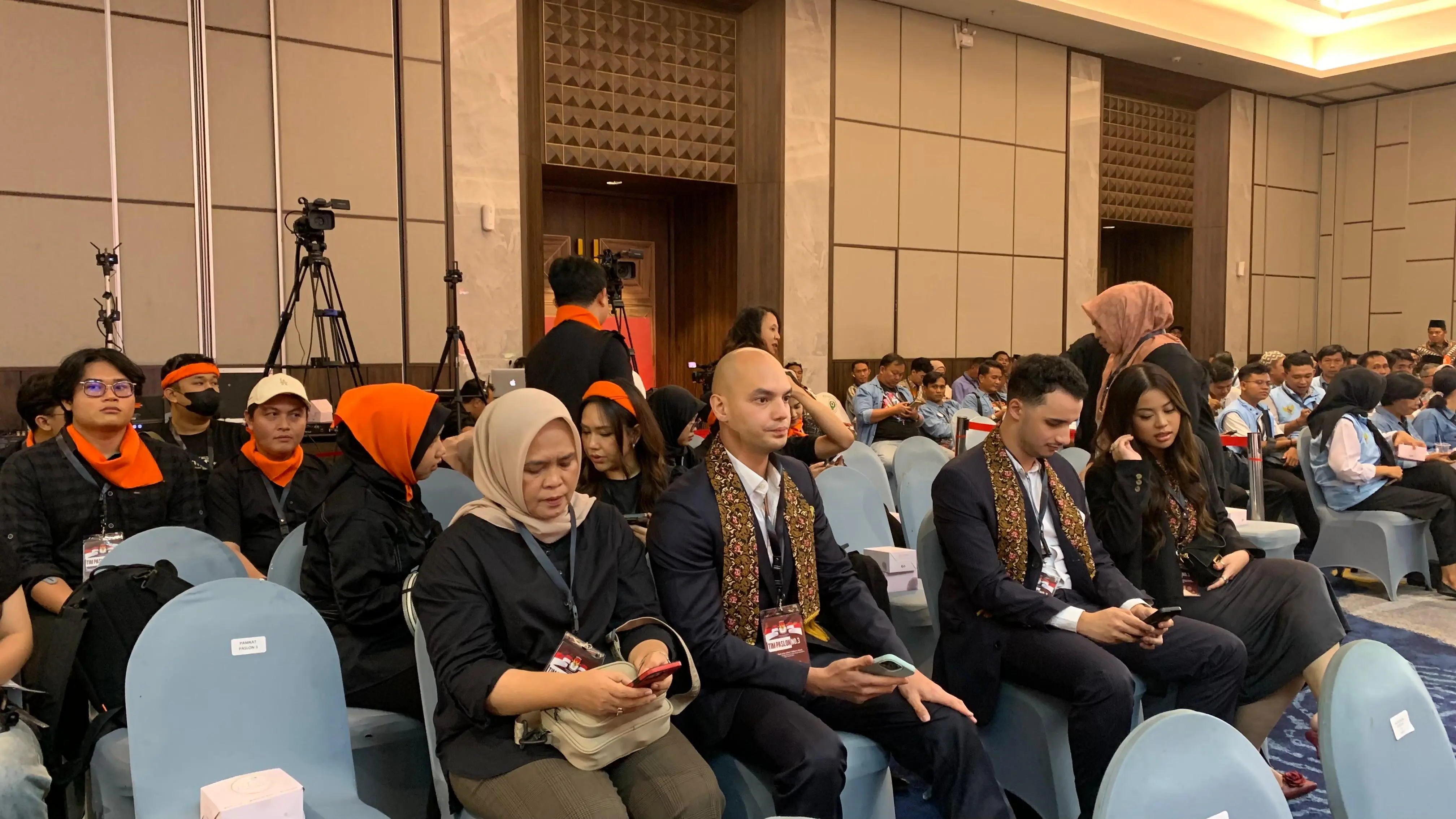 Bawaslu Sebut Warga Negara Asing Tidak Boleh Ikut Terlibat dalam Kegiatan Politik