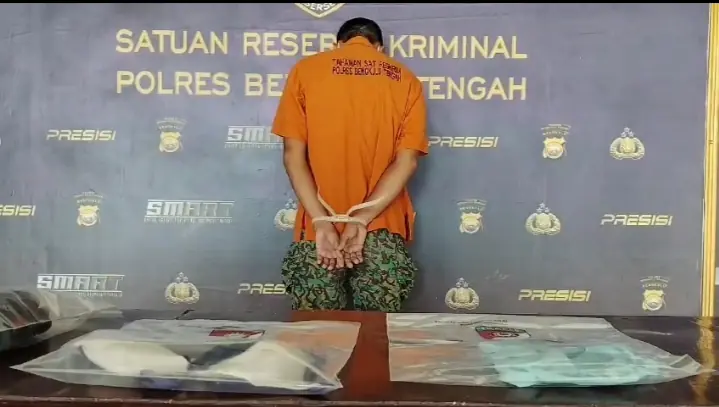 Tersangka AJ,