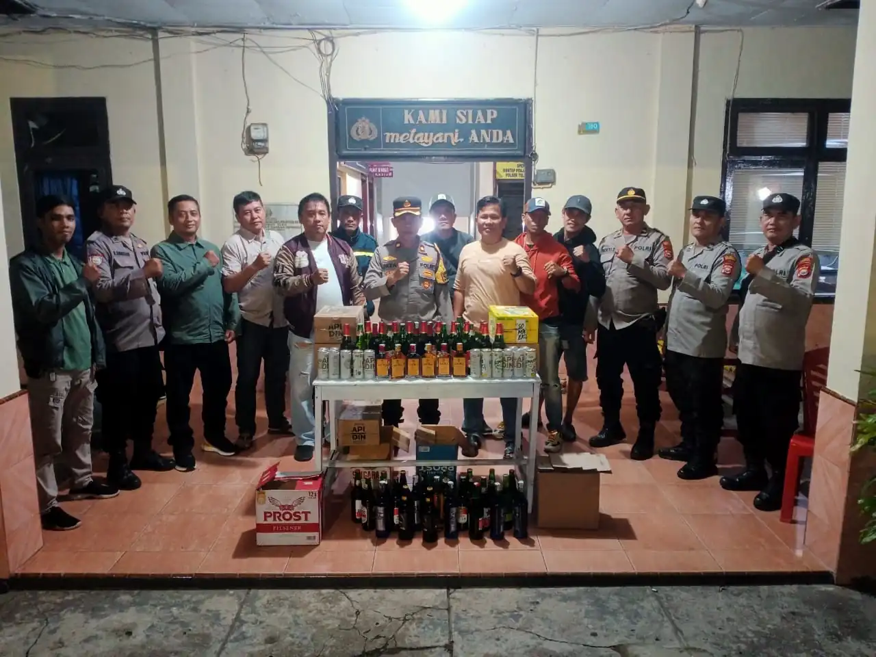 Ops Pekat Nala, Ratusan Botol Miras dan Ratusan Liter Tuak Disita Polisi