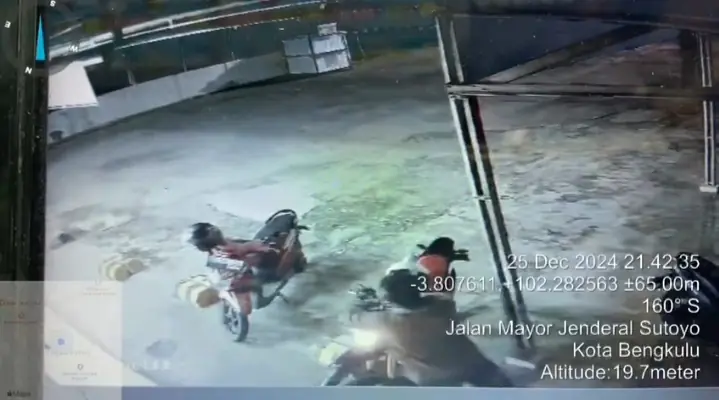 Nasib Apes! Baru 3 Bulan Kerja, Motor Karyawan Indomaret di Bengkulu Dicuri