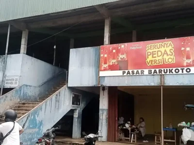Mengintip Suramnya Pasar Barukoto, Janji Helmi Hasan yang Tak Kunjung Terwujud
