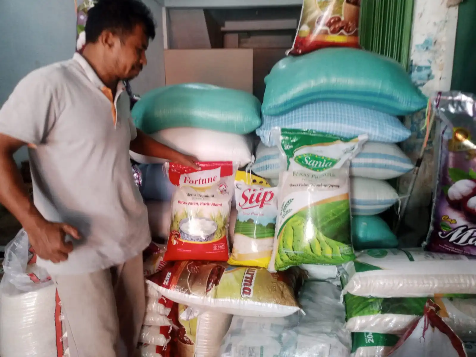 Harga Jual Tiga Merk Beras Ini Mengalami Kenaikan